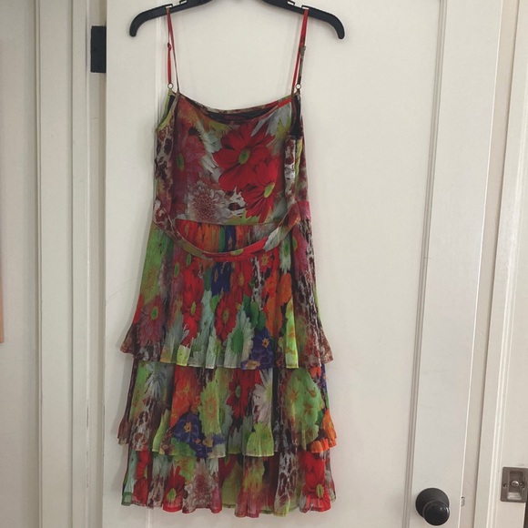 Pretty floral dress, size S - Picture 1 of 11